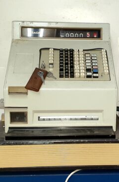 Cash Registers, Calculators, Typewriters & Computers