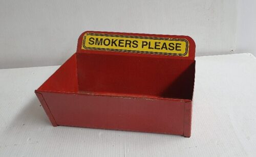 Ashtrays - Image 18